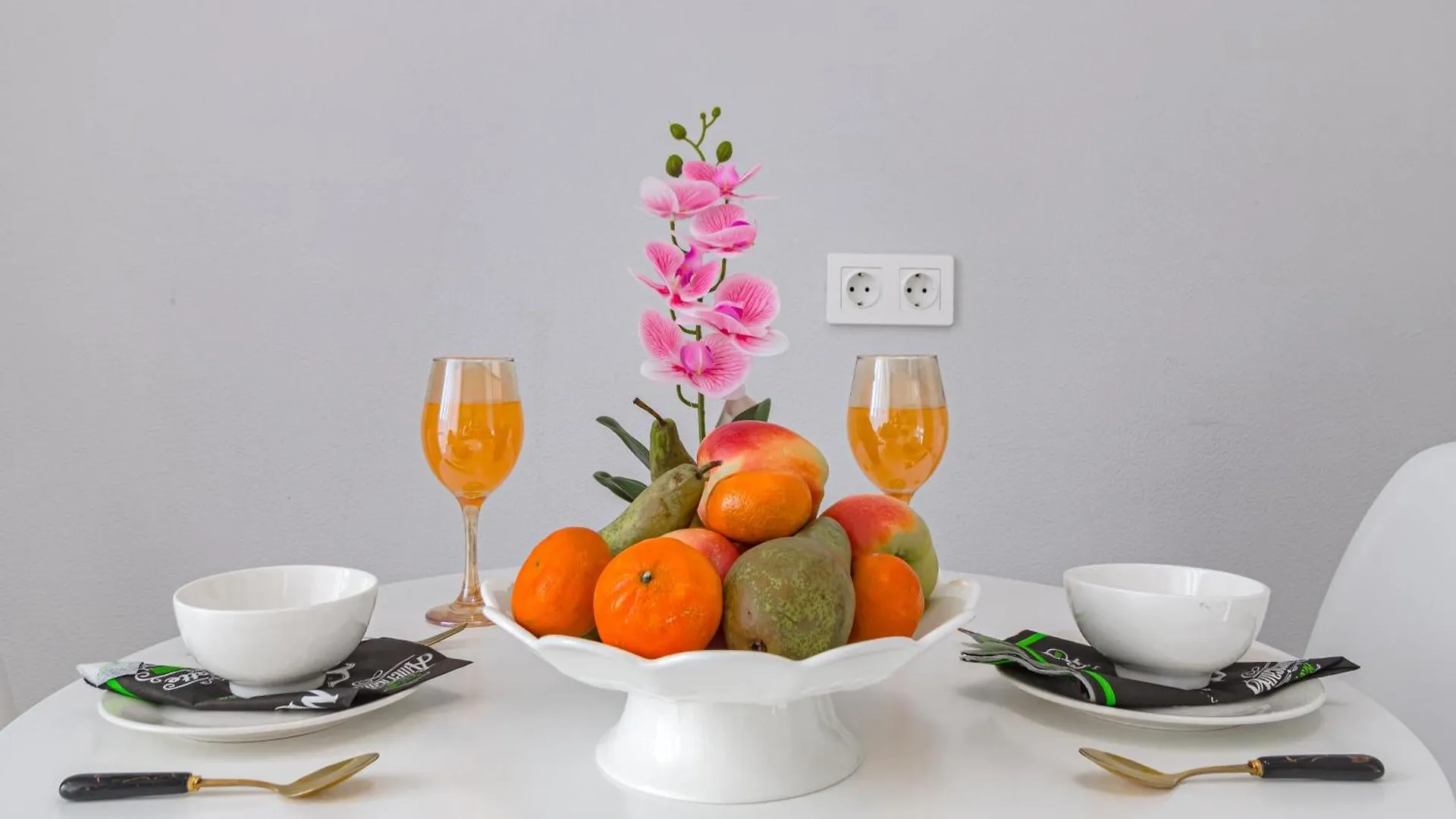 Apart Astana: Botanical Garden Adjacent Retreat Apartment 0*, Nur-Sultan (Astana)
